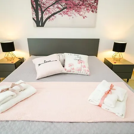 Casa Vitula Tradizione Ed Eleganza Alloggio Turistico Appartamento *