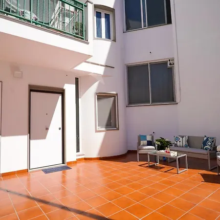 Casa Vitula Tradizione Ed Eleganza Alloggio Turistico